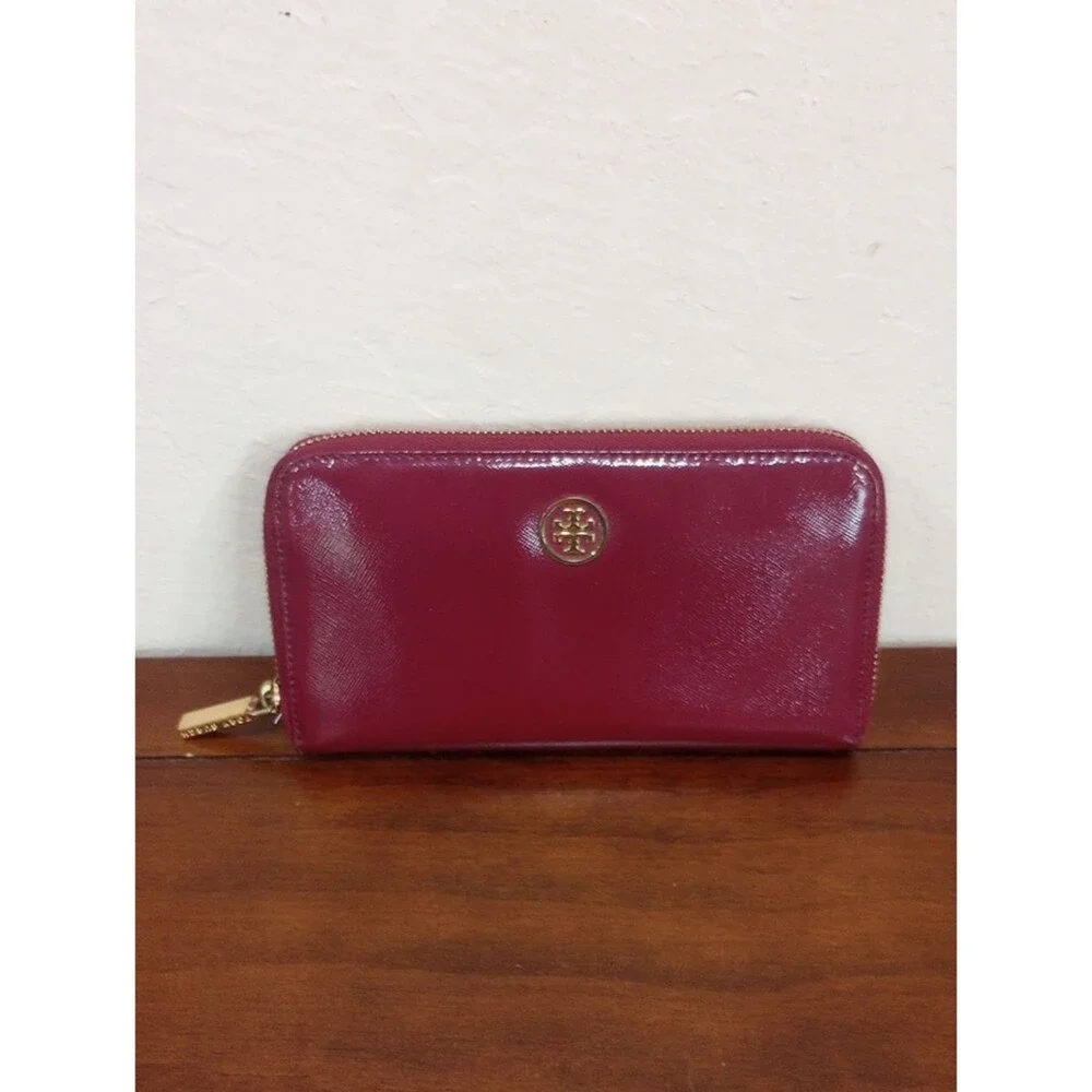 Tory Burch Maroon Leather Continental Zip Wallet